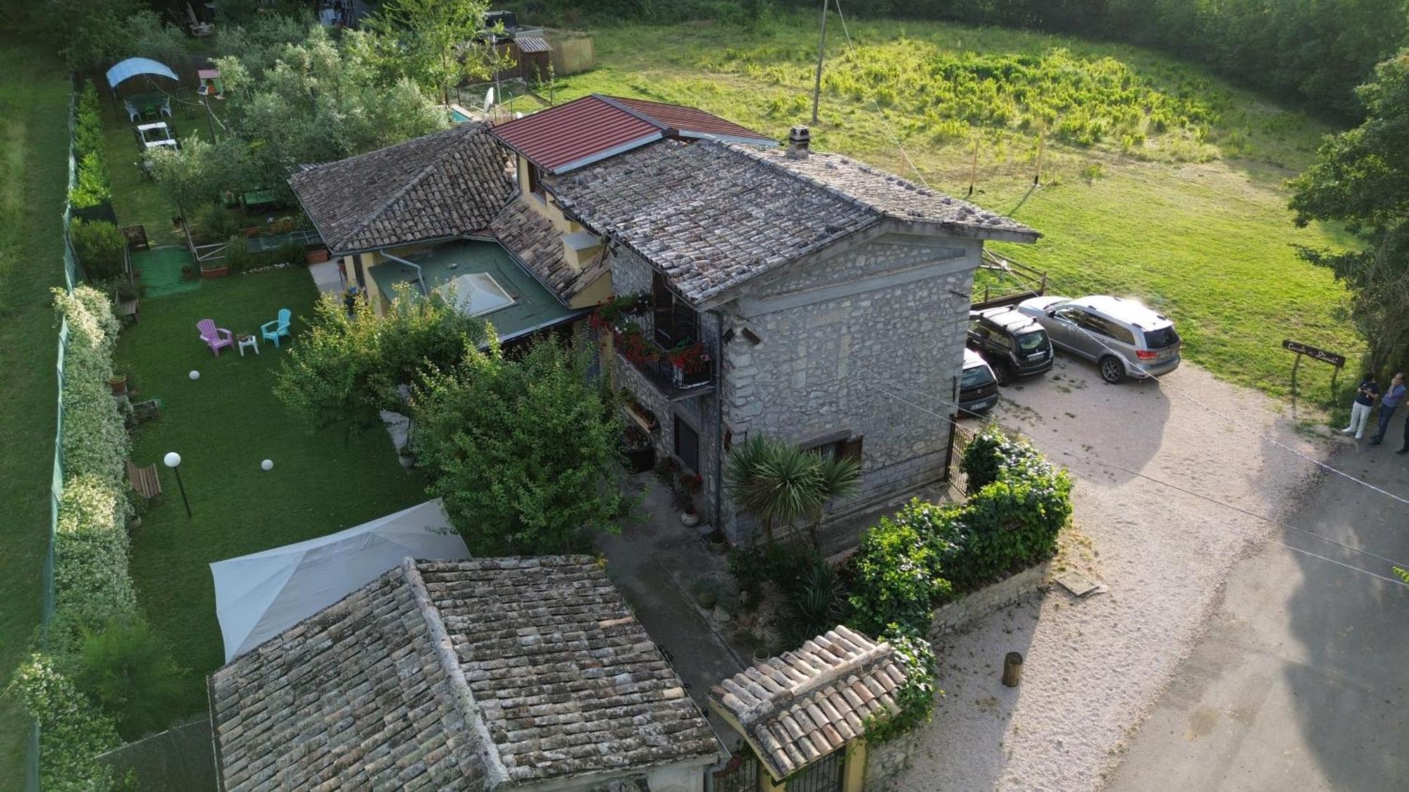 Casale Dei Ricordi Bed and Breakfast Arce Eksteriør billede